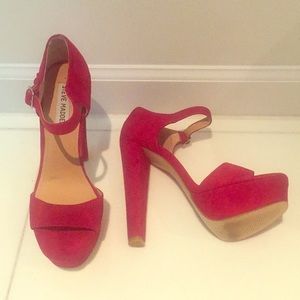 Red suede heels for the stylish lady